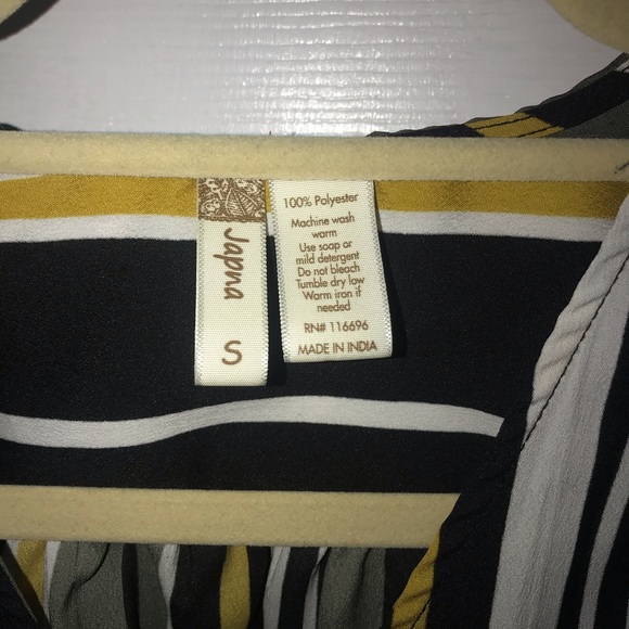 Japna Blouse - Picture 3 of 4